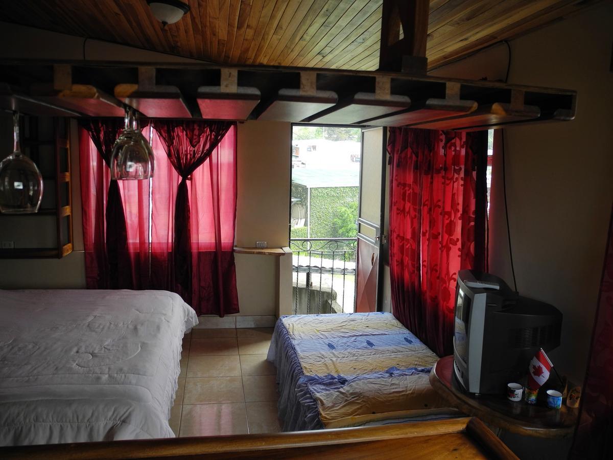 Sleepers Sleep Cheaper Hostel Monteverde Exterior foto
